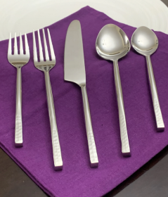 Vibhsa 20 Piece Flatware Set, Service for 4 (Color: Silver, size: Service for 4)